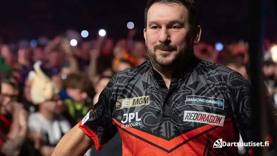 Jonny Clayton Premier League Dartsissa Berliinissä 2026.