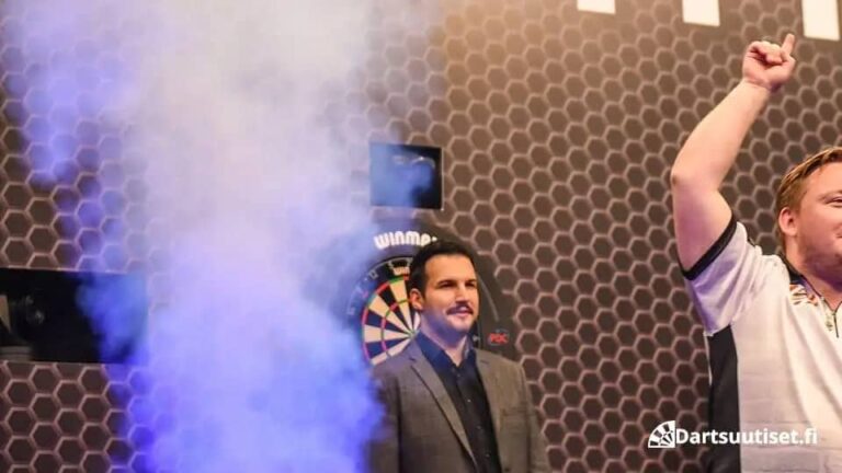 Swiss Darts Trophy St. Jakobshallessa, savua ja taulu luonnollisessa koossa.