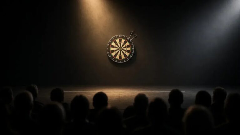 Tyhjä darts-lava Leicesterin areenavalossa toisen kierroksen kuvituksena, ei kasvoja eikä tunnuksia.