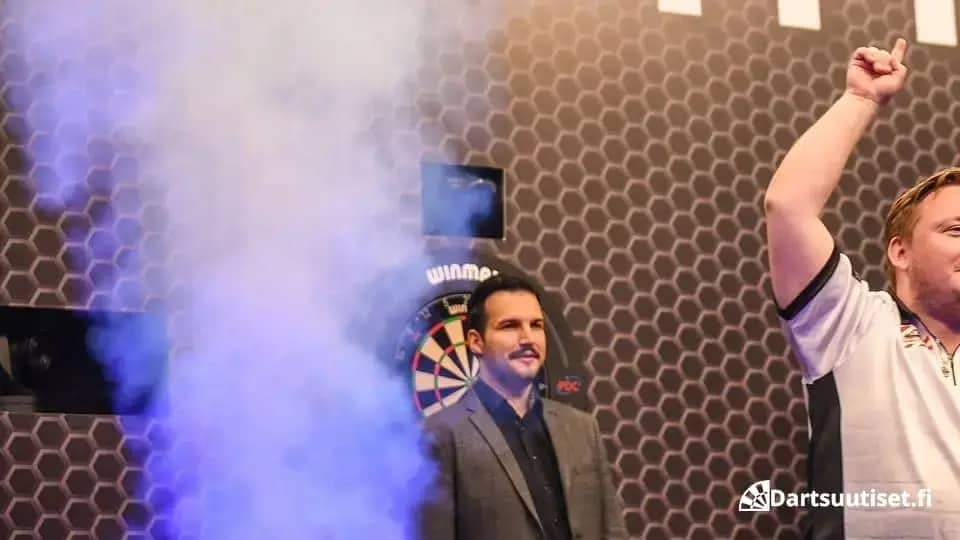 Swiss Darts Trophy St. Jakobshallessa, savua ja taulu luonnollisessa koossa.